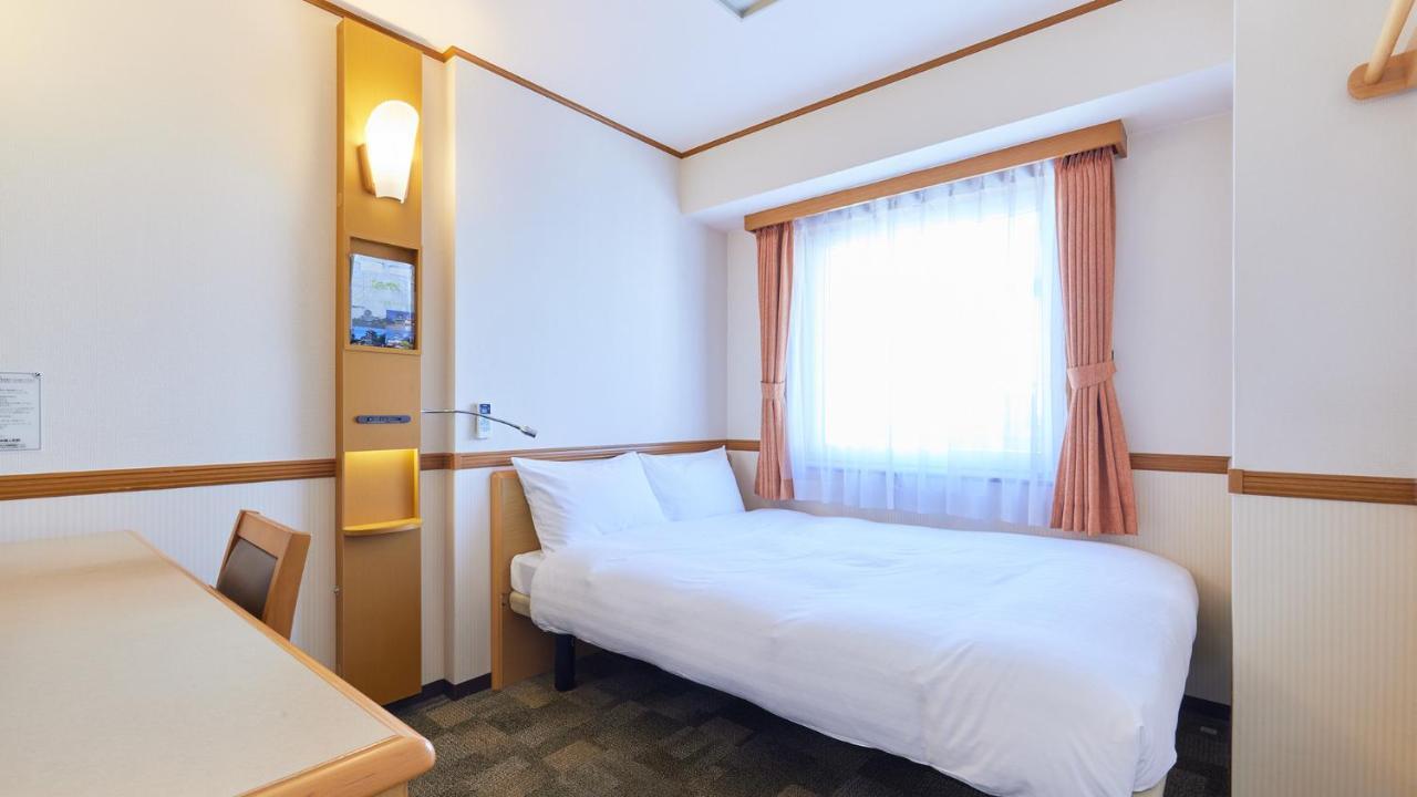 Toyoko Inn Tokyo Ikebukuro Kita Guchi No 2 Exterior foto